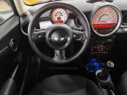 MINI - ONE - 2013/2013 - Verde - R$ 59.900,00