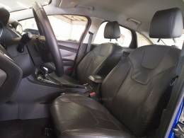 FORD - FOCUS - 2015/2016 - Azul - R$ 64.900,00