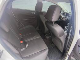FORD - FIESTA - 2015/2016 - Branca - R$ 50.900,00
