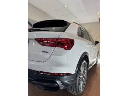 AUDI - Q3 - 2022/2022 - Branca - R$ 259.900,00