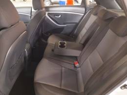 HYUNDAI - I30 - 2014/2015 - Branca - R$ 69.900,00