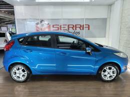 FORD - FIESTA - 2013/2014 - Azul - R$ 42.900,00