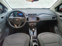 CHEVROLET - ONIX - 2014/2015 - Vermelha - R$ 59.900,00