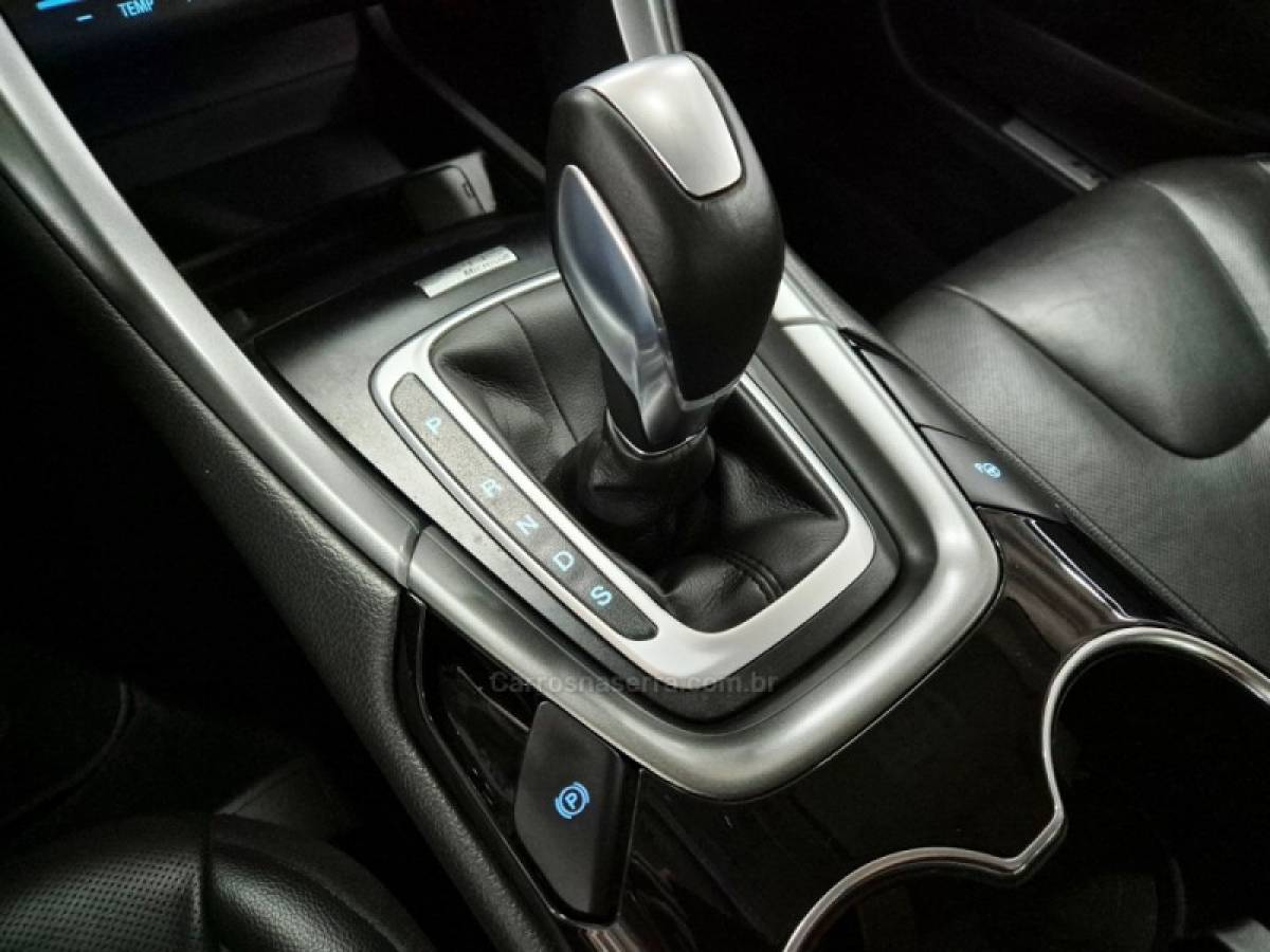 FORD - FUSION - 2014/2014 - Branca - R$ 77.900,00