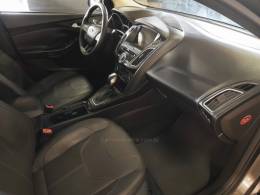 FORD - FOCUS - 2016/2017 - Cinza - R$ 72.900,00