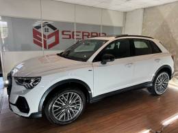 AUDI - Q3 - 2022/2022 - Branca - R$ 259.900,00