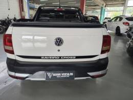 VOLKSWAGEN - SAVEIRO - 2017/2018 - Branca - R$ 78.900,00