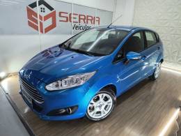 FORD - FIESTA - 2013/2014 - Azul - R$ 42.900,00