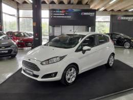 FORD - FIESTA - 2015/2016 - Branca - R$ 52.900,00