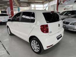 VOLKSWAGEN - FOX - 2012/2013 - Branca - R$ 41.900,00