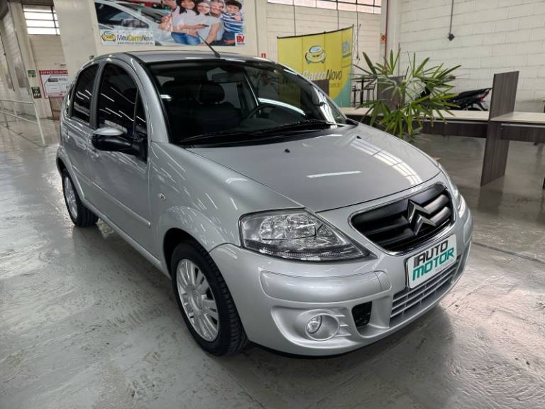 CITROËN - C3 - 2011/2011 - Prata - R$ 35.900,00