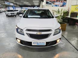 CHEVROLET - ONIX - 2014/2014 - Branca - R$ 52.900,00