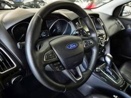 FORD - FOCUS - 2016/2016 - Prata - R$ 68.900,00