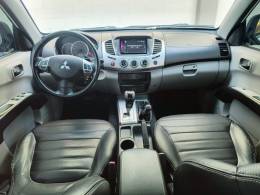 MITSUBISHI - L200 TRITON - 2015/2015 - Branca - R$ 125.900,00