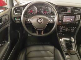 VOLKSWAGEN - GOLF - 2013/2014 - Vermelha - R$ 85.900,00