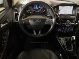 FORD - FOCUS - 2016/2016 - Branca - R$ 73.900,00