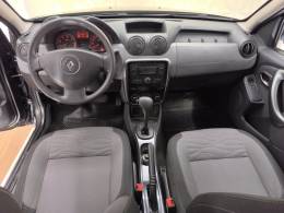 RENAULT - DUSTER - 2012/2013 - Preta - R$ 48.900,00