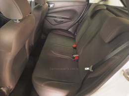 FORD - FIESTA - 2016/2016 - Branca - R$ 49.900,00