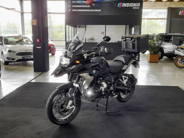 BMW - R 1250 - 2021/2022 - Preta - R$ 94.900,00