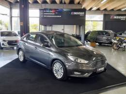 FORD - FOCUS - 2016/2016 - Cinza - R$ 69.900,00