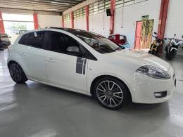 FIAT - BRAVO - 2014/2014 - Branca - R$ 53.900,00