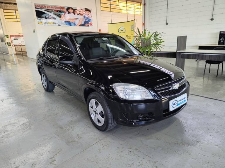 CHEVROLET - PRISMA - 2012/2012 - Preta - R$ 32.900,00