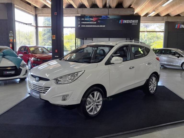 HYUNDAI - IX35 - 2012/2013 - Branca - R$ 66.900,00