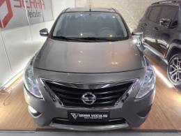 NISSAN - VERSA - 2019/2020 - Cinza - R$ 67.900,00