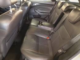 FORD - FOCUS - 2016/2016 - Branca - R$ 64.900,00
