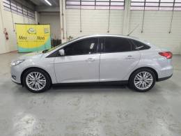 FORD - FOCUS - 2015/2016 - Prata - R$ 62.900,00