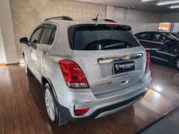 CHEVROLET - TRACKER - 2018/2018 - Prata - R$ 91.900,00