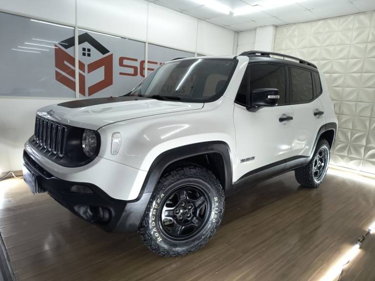 JEEP - RENEGADE - 2016/2017 - Branca - R$ 79.900,00