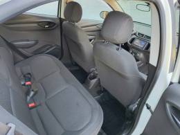 CHEVROLET - ONIX - 2013/2014 - Branca - R$ 52.900,00
