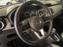 NISSAN - KICKS - 2021/2022 - Azul - R$ 99.900,00