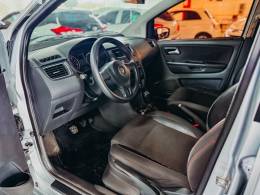VOLKSWAGEN - FOX - 2012/2012 - Prata - R$ 40.900,00