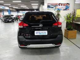 NISSAN - KICKS - 2017/2017 - Preta - R$ 81.900,00