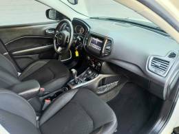 JEEP - COMPASS - 2017/2018 - Branca - R$ 93.900,00