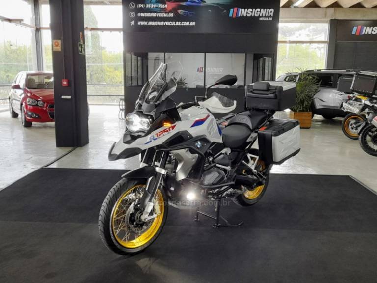 BMW - R 1250 - 2022/2022 - Branca - R$ 88.900,00