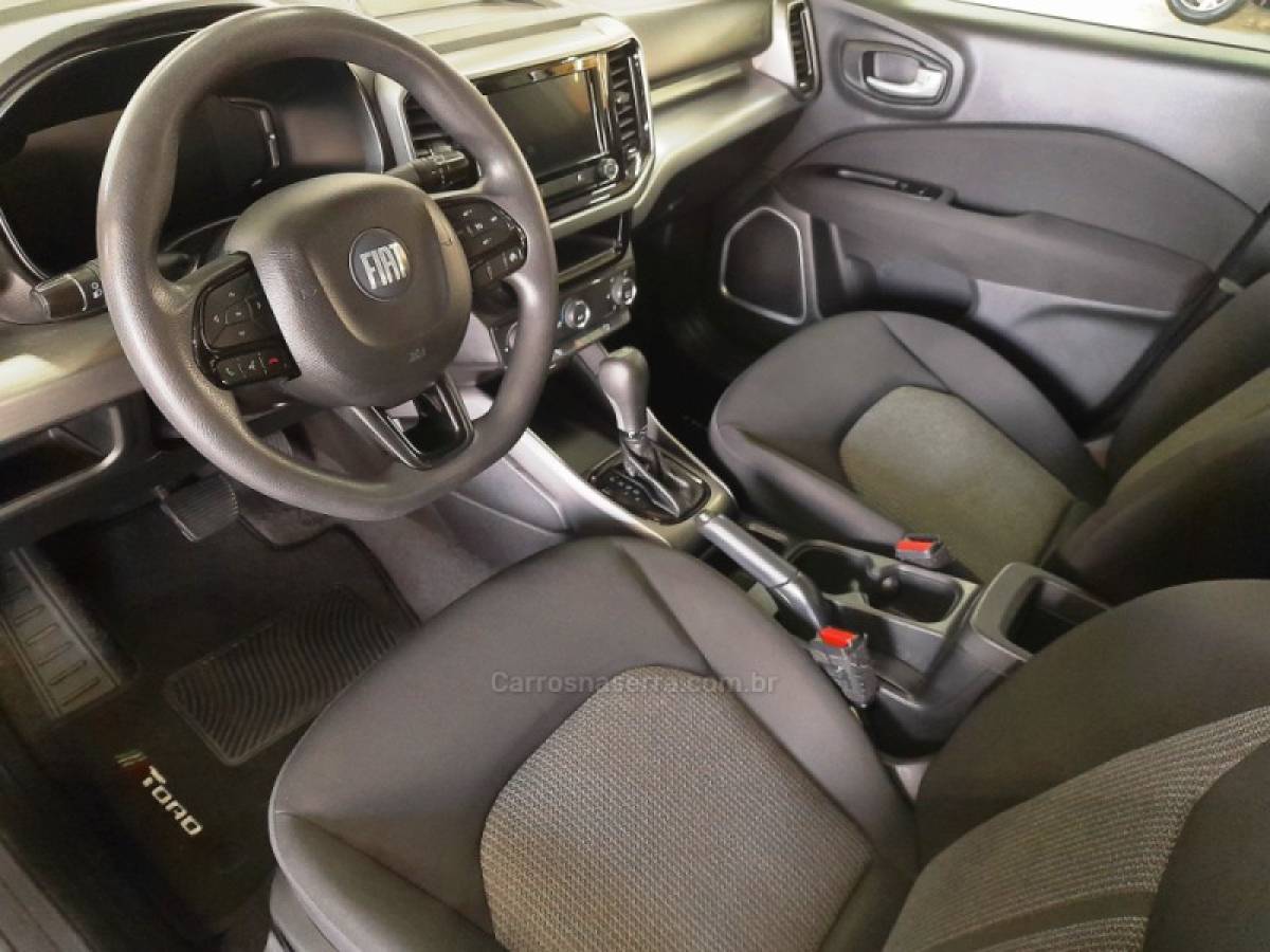 FIAT - TORO - 2021/2022 - Branca - R$ 99.900,00