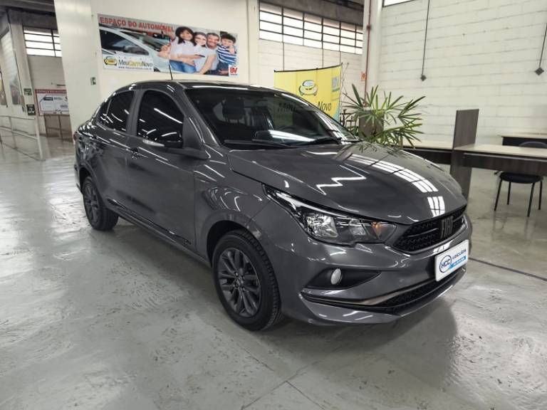 FIAT - CRONOS - 2021/2022 - Cinza - R$ 69.900,00