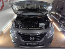 NISSAN - VERSA - 2019/2020 - Cinza - R$ 67.900,00