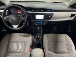 TOYOTA - COROLLA - 2015/2015 - Prata - R$ 88.900,00