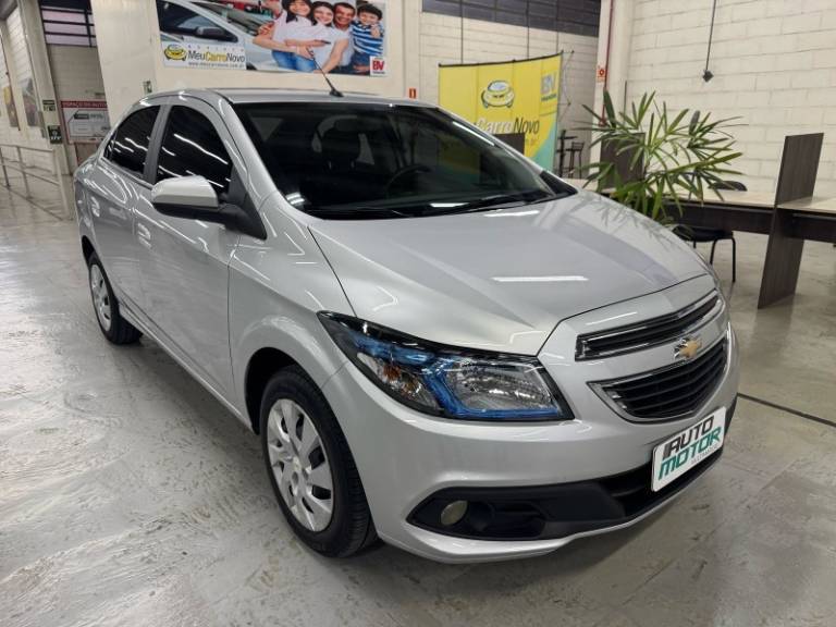 CHEVROLET - PRISMA - 2016/2016 - Prata - R$ 56.900,00