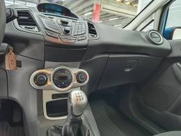 FORD - FIESTA - 2013/2014 - Azul - R$ 42.900,00