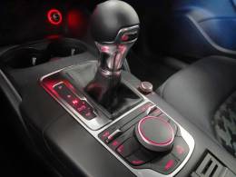 AUDI - A3 - 2013/2014 - Branca - R$ 73.900,00