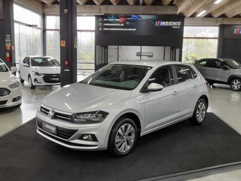 VOLKSWAGEN - POLO - 2018/2018 - Prata - R$ 75.900,00