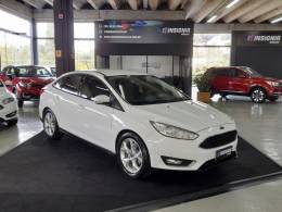 FORD - FOCUS - 2018/2019 - Branca - R$ 65.900,00