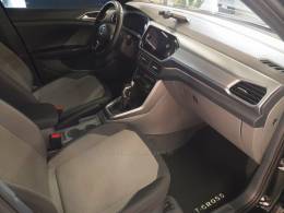 VOLKSWAGEN - T-CROSS - 2020/2020 - Preta - R$ 101.900,00