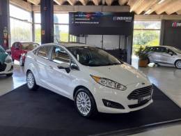 FORD - FIESTA - 2015/2015 - Branca - R$ 54.900,00