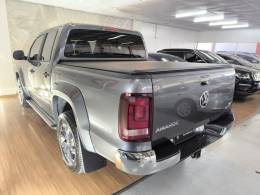 VOLKSWAGEN - AMAROK - 2023/2023 - Cinza - R$ 225.900,00